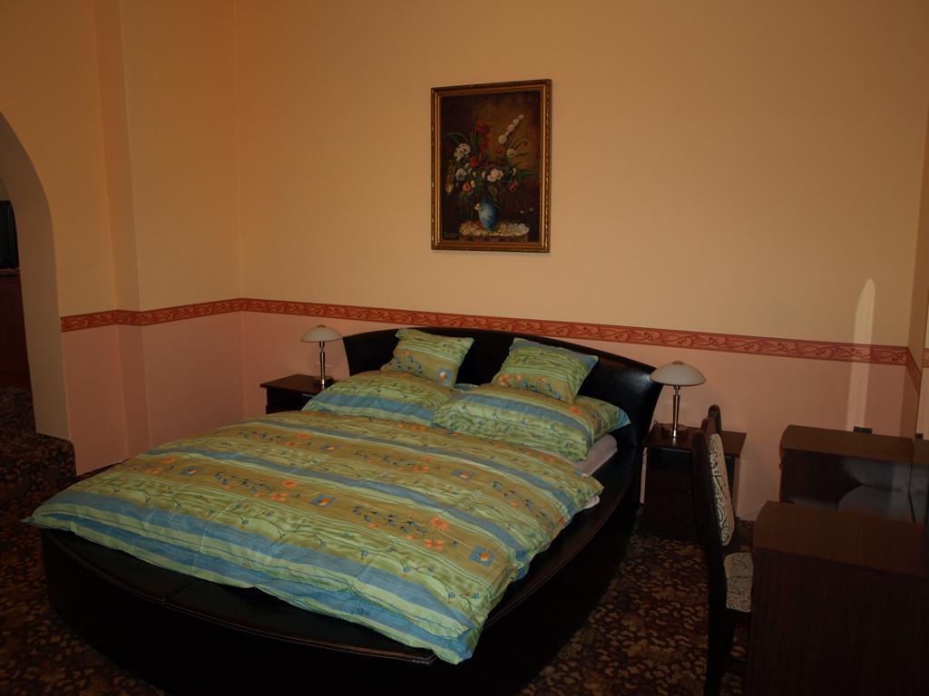 Fonix Panzio Hotel ปาปา ห้อง รูปภาพ